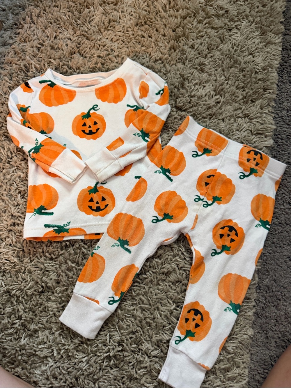 Old Navy Kids Pumpkin Pajama Set